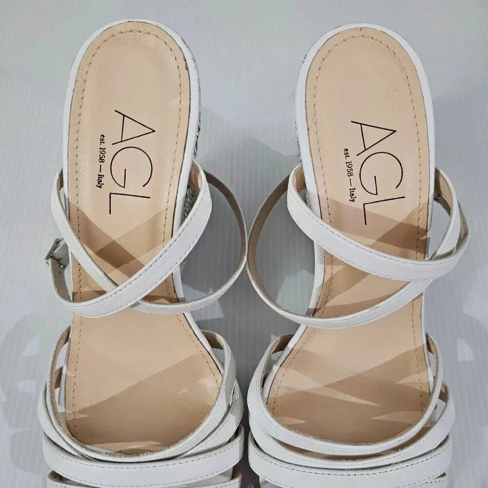 Agl dora ankle